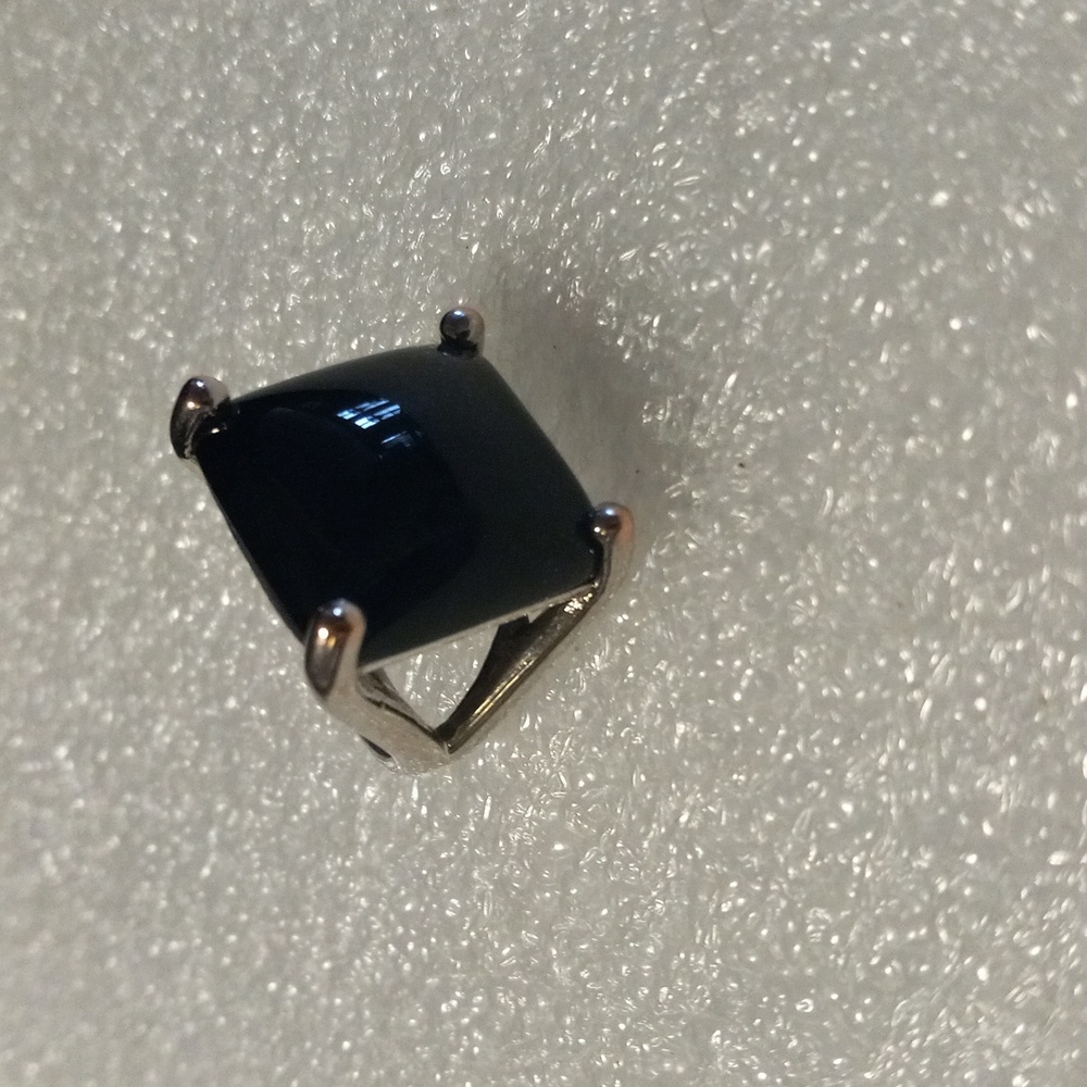 Guess ring